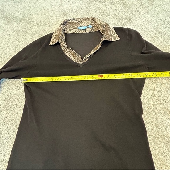 DENVER Hayes Dark chocolate brown knit sweater snake print collar/cuff Sz L - Picture 11 of 13